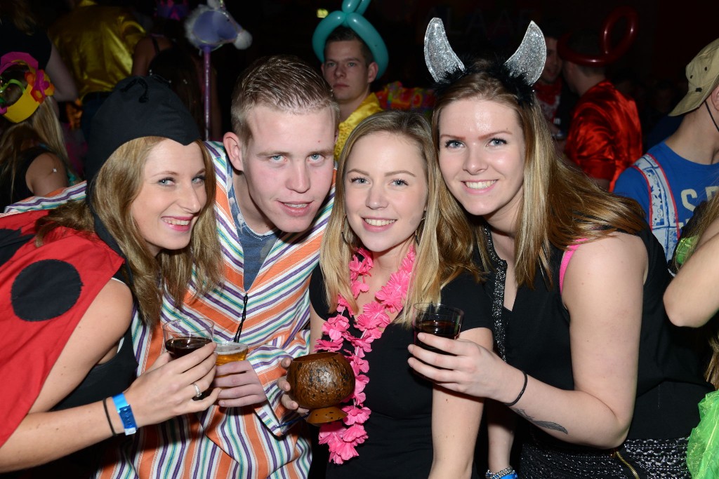 ../Images/Jubileum feest 5x11 250.jpg
